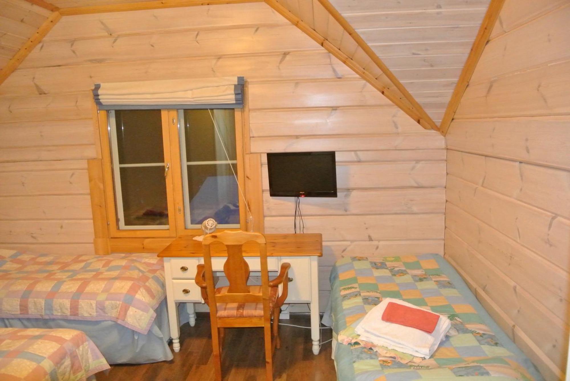 Guest House Haapaniemen Hirsikartano 이살미 외부 사진