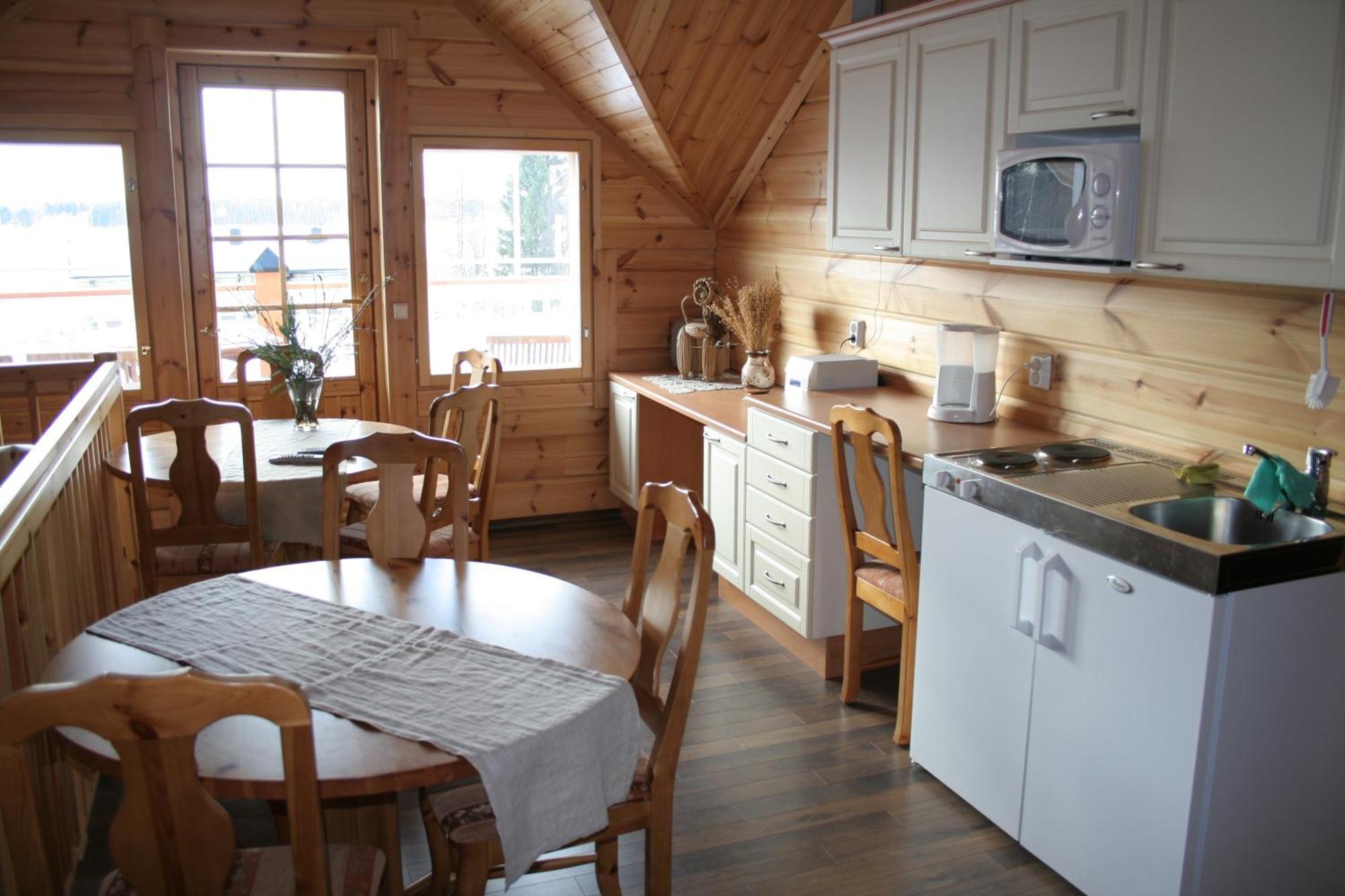 Guest House Haapaniemen Hirsikartano 이살미 외부 사진