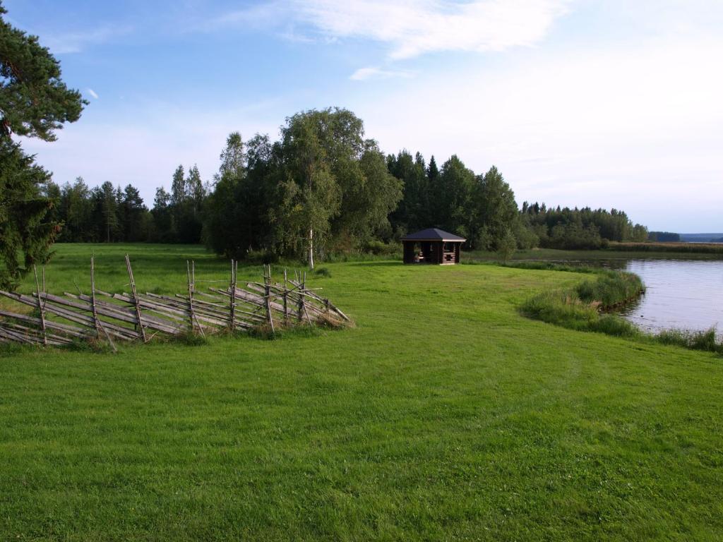 Guest House Haapaniemen Hirsikartano 이살미 외부 사진